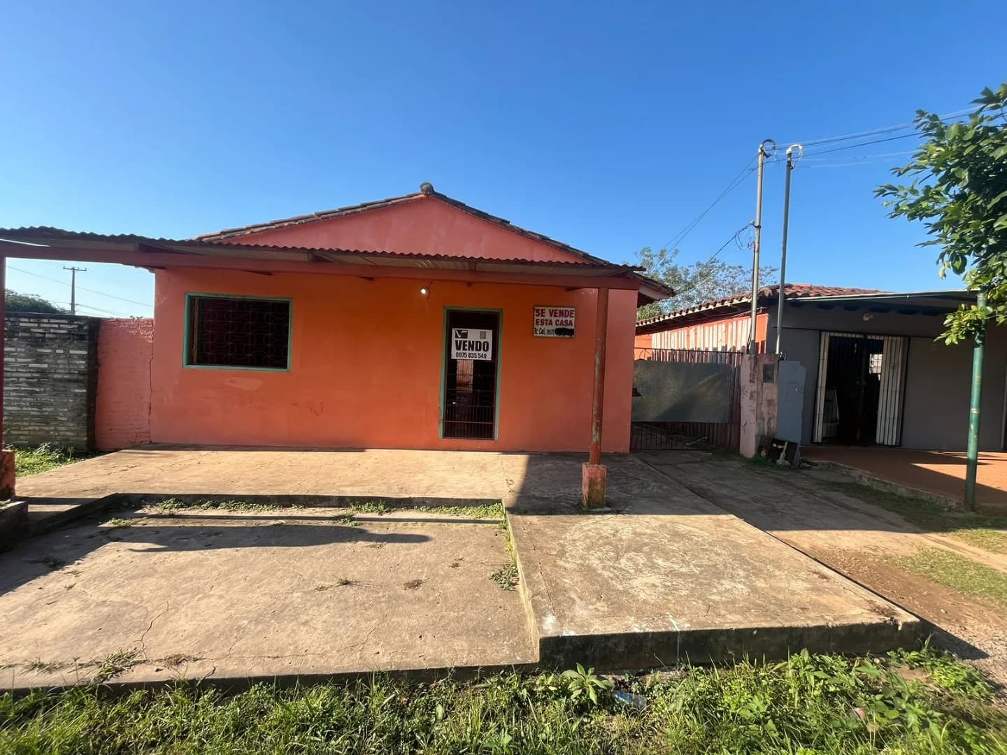 Casa en Coronel Oviedo